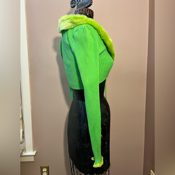 Urban Outfitters Izzy Faux Fur Cropped Cardigan in Pink & Green lot of 2 Size S - Picture 4 of 15